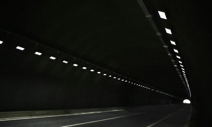 LED模組隧道燈隧道照明實(shí)際效果