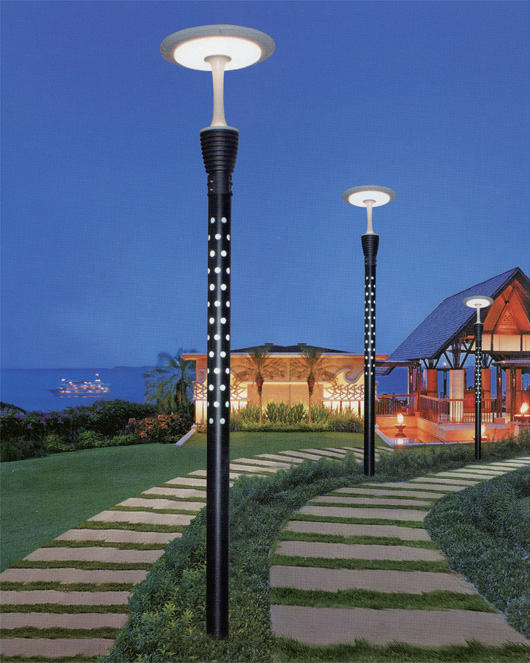 七度照明3米廣場(chǎng)簡(jiǎn)約現(xiàn)代LED庭院燈圖片