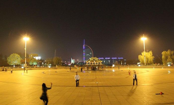 廣場高桿燈照明效果