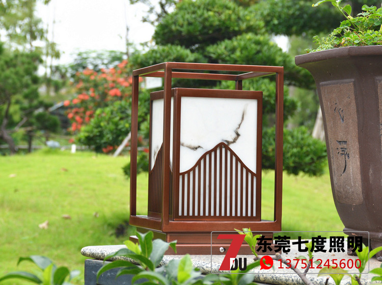 七度不銹鋼鍍銅拉絲草坪燈\柱頭燈安裝效果實(shí)拍