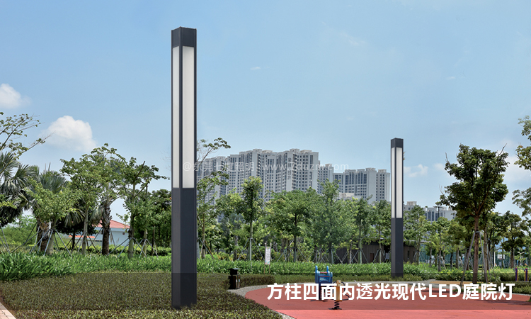園林現(xiàn)代4米方形LED景觀燈柱公園安裝效果